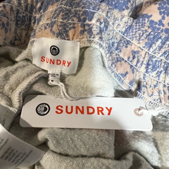 NWT Sundry by Anthropologie python high waisted pant. Size 4 (xl) Retails $138. - Picture 3 of 5